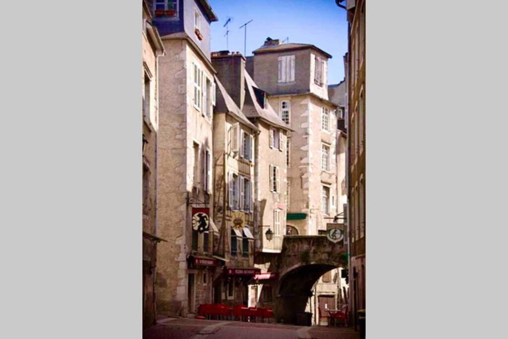 Tiny House Apartment Pau Exterior photo